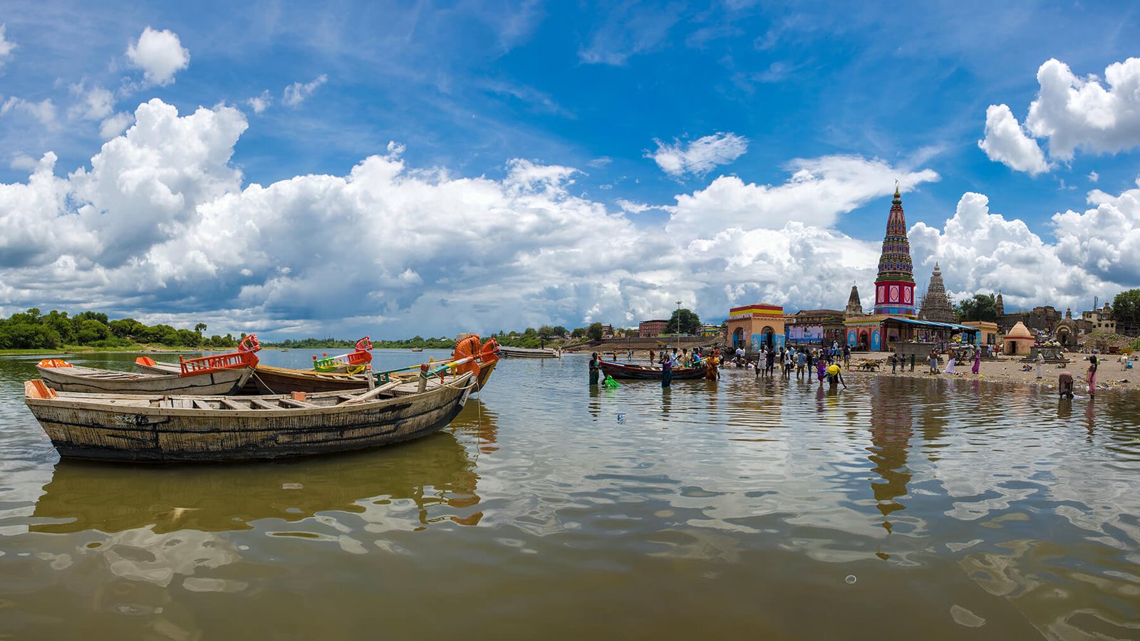 Book your Pandharpur Trip With Force Urbania